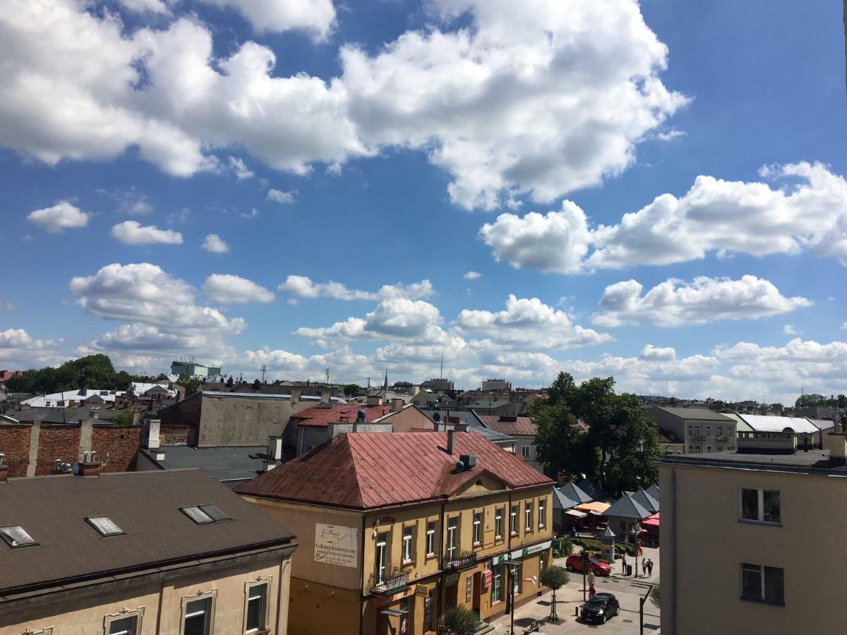 Family & Business Elegant Apartments Rynek Centrum Downtown - 2 Bedroom, Balcony, Parking Kielce Exterior foto