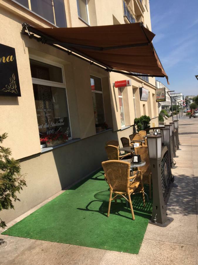 Family & Business Elegant Apartments Rynek Centrum Downtown - 2 Bedroom, Balcony, Parking Kielce Exterior foto