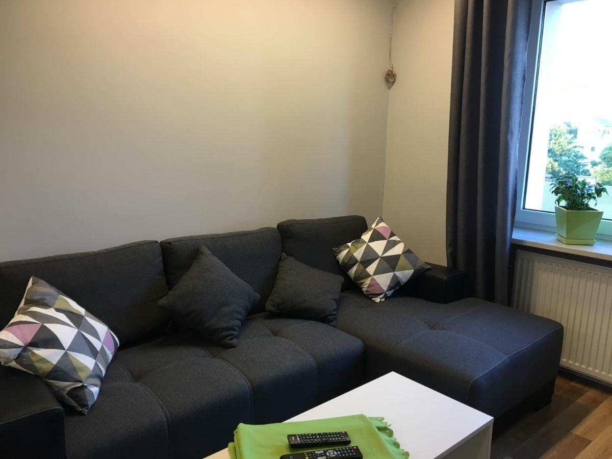 Family & Business Elegant Apartments Rynek Centrum Downtown - 2 Bedroom, Balcony, Parking Kielce Exterior foto