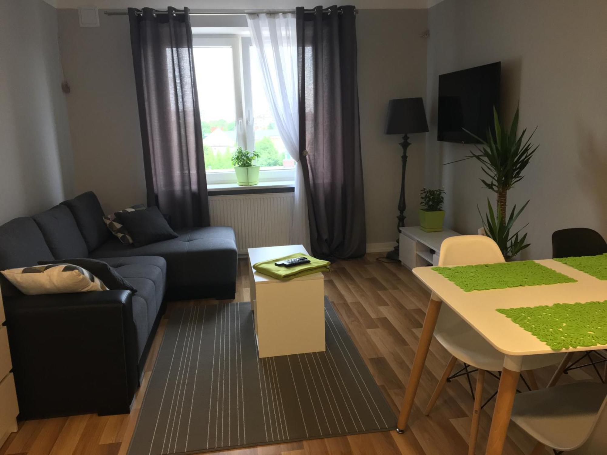 Family & Business Elegant Apartments Rynek Centrum Downtown - 2 Bedroom, Balcony, Parking Kielce Exterior foto
