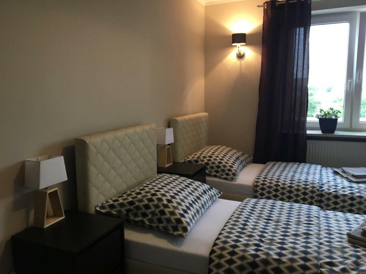 Family & Business Elegant Apartments Rynek Centrum Downtown - 2 Bedroom, Balcony, Parking Kielce Exterior foto