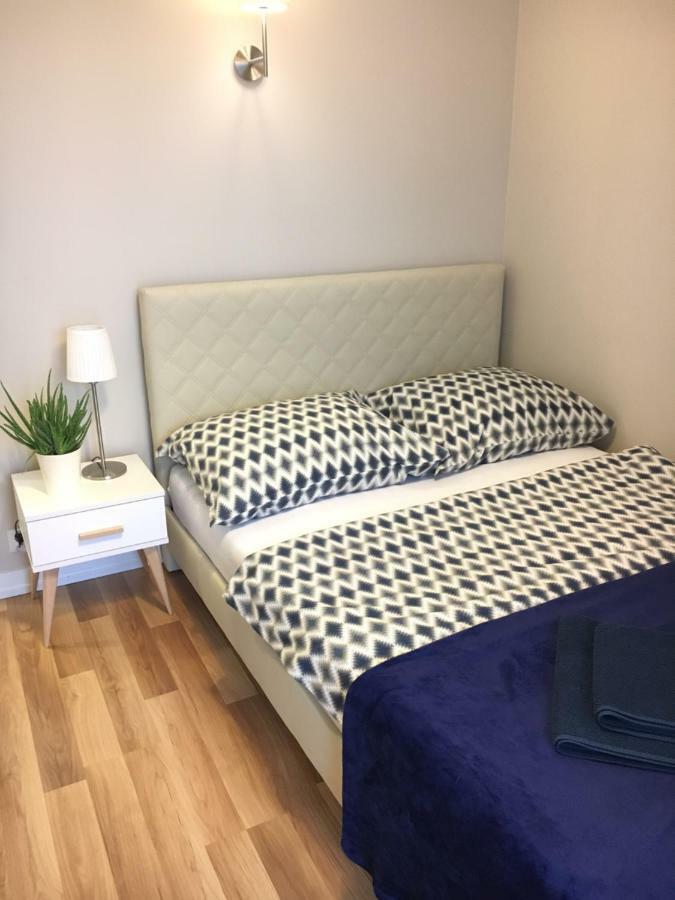 Family & Business Elegant Apartments Rynek Centrum Downtown - 2 Bedroom, Balcony, Parking Kielce Exterior foto