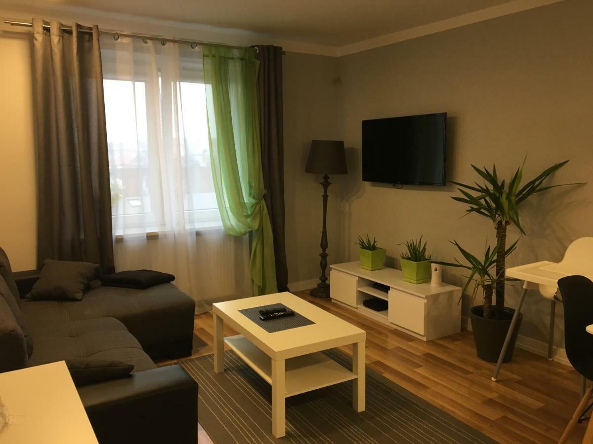 Family & Business Elegant Apartments Rynek Centrum Downtown - 2 Bedroom, Balcony, Parking Kielce Exterior foto