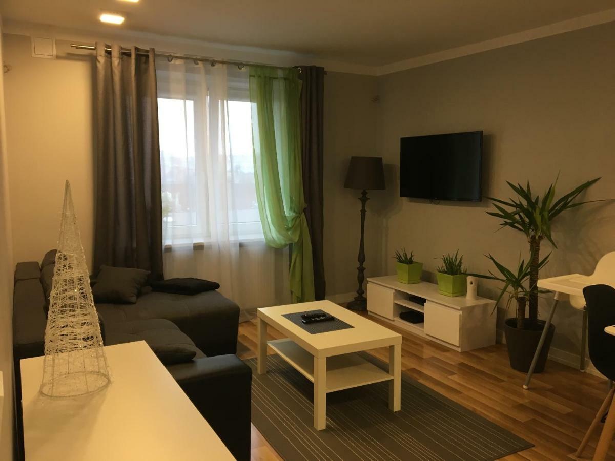Family & Business Elegant Apartments Rynek Centrum Downtown - 2 Bedroom, Balcony, Parking Kielce Exterior foto